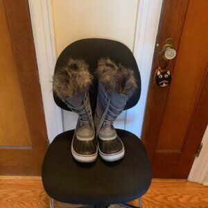 Sorel Winter Faux Fur Lined Boots - Size 10